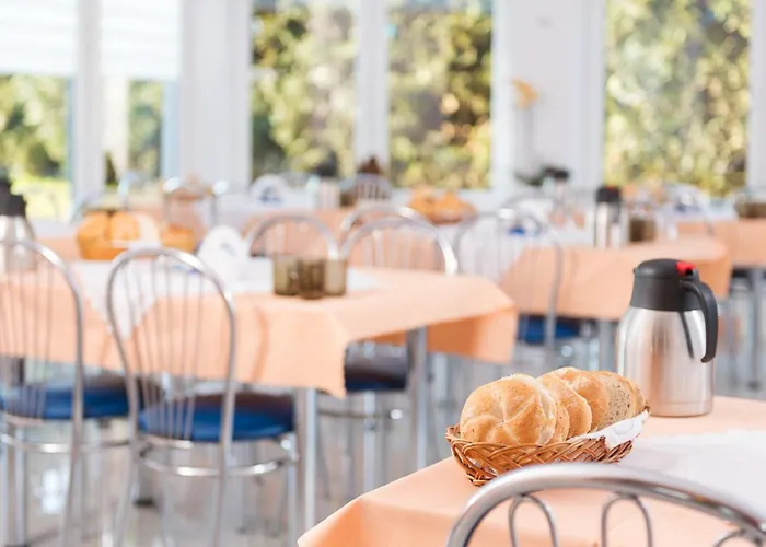 Dalia فندق مبيت وإفطار Chłapowo